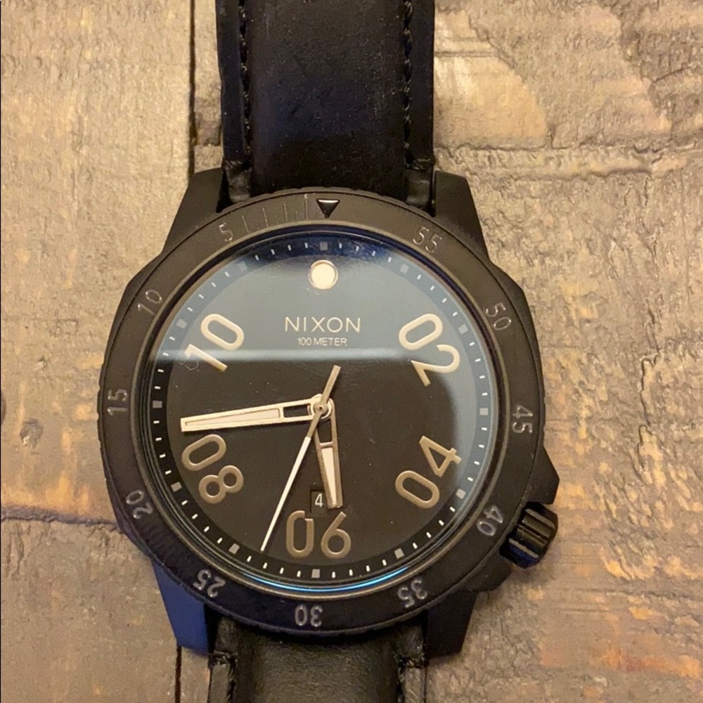 Nixon watch